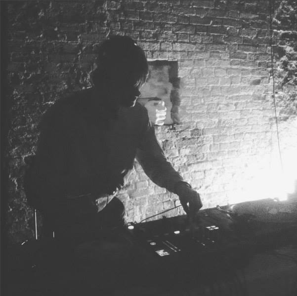 guestmix_4_torn_picture