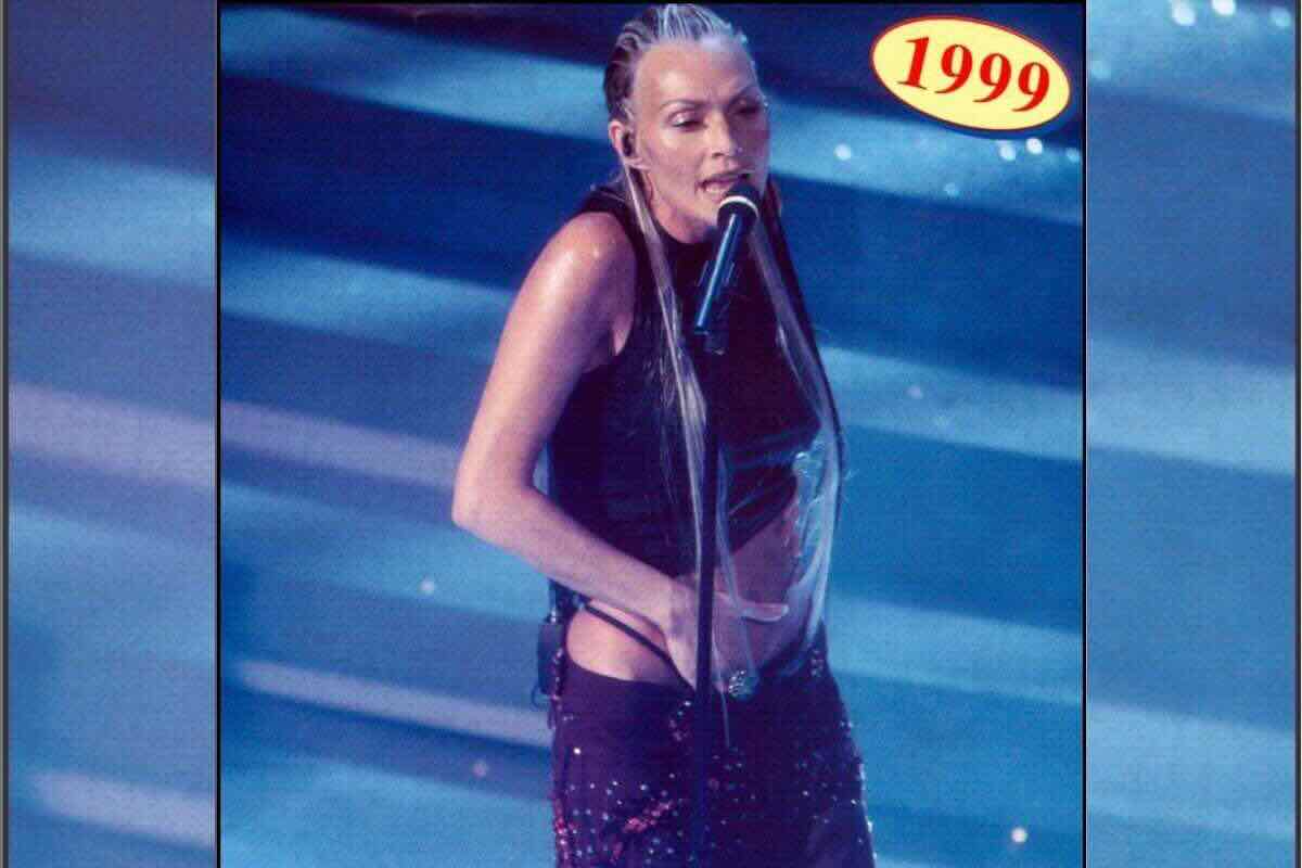 Anna Oxa in perizoma a Sanremo