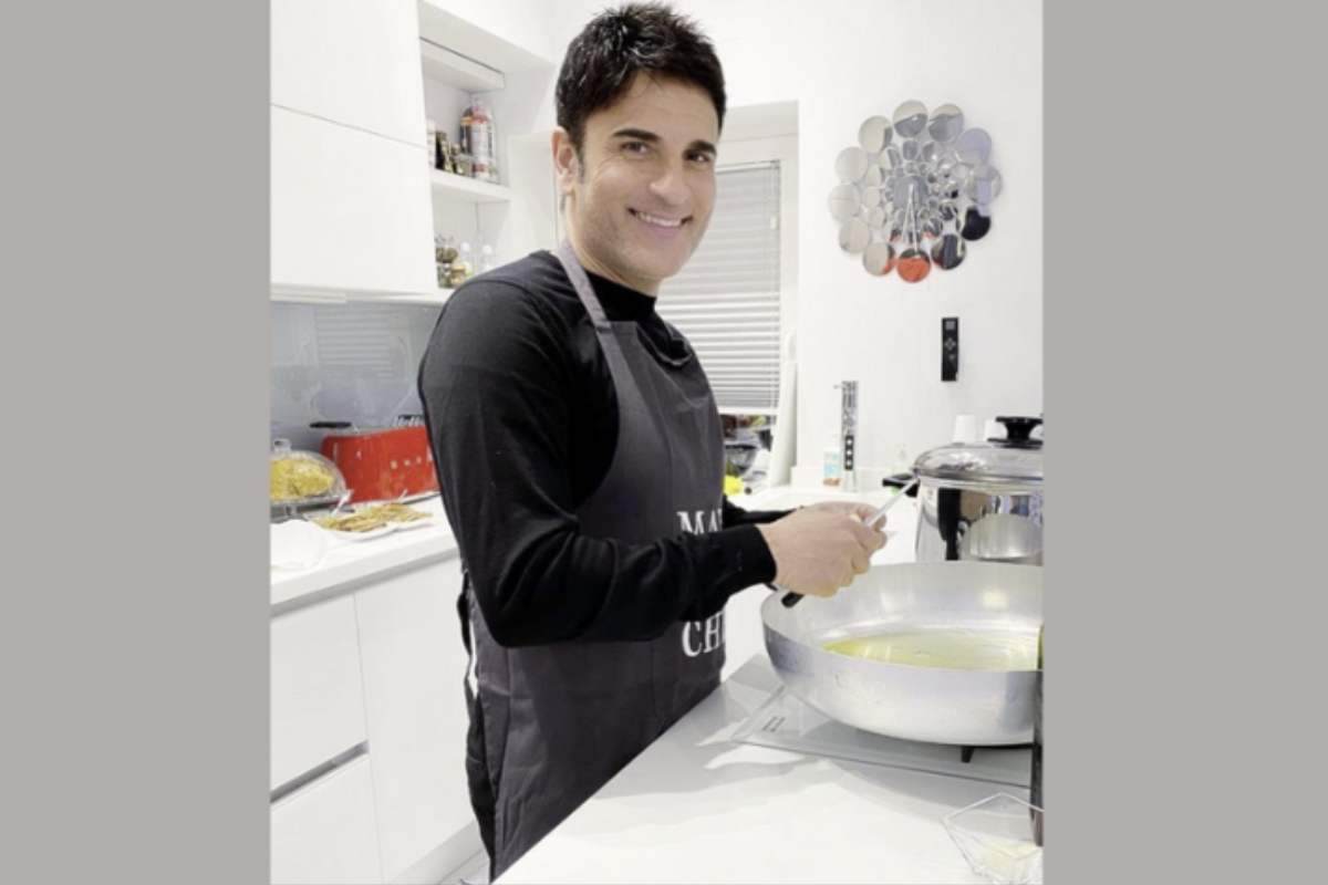 Attualmente, Sal Da Vinci vive a Napoli, nella prestigiosa zona di Chiaia, uno dei quartieri più esclusivi della città.